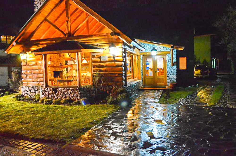 Hosteria Traunco Вила ла Ангостура Екстериор снимка